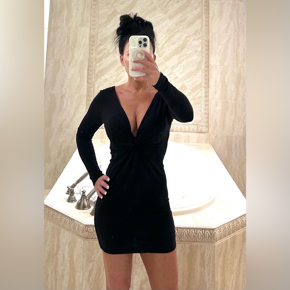 Nasty gal long sleeve black dress-XS